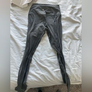 Align 25” Legging size 4 Graphite grey
